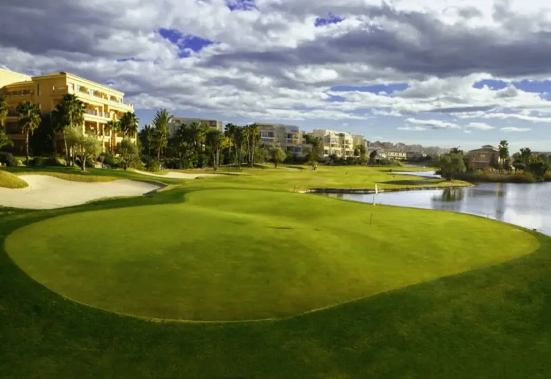 Campo de golf junto a Alicante