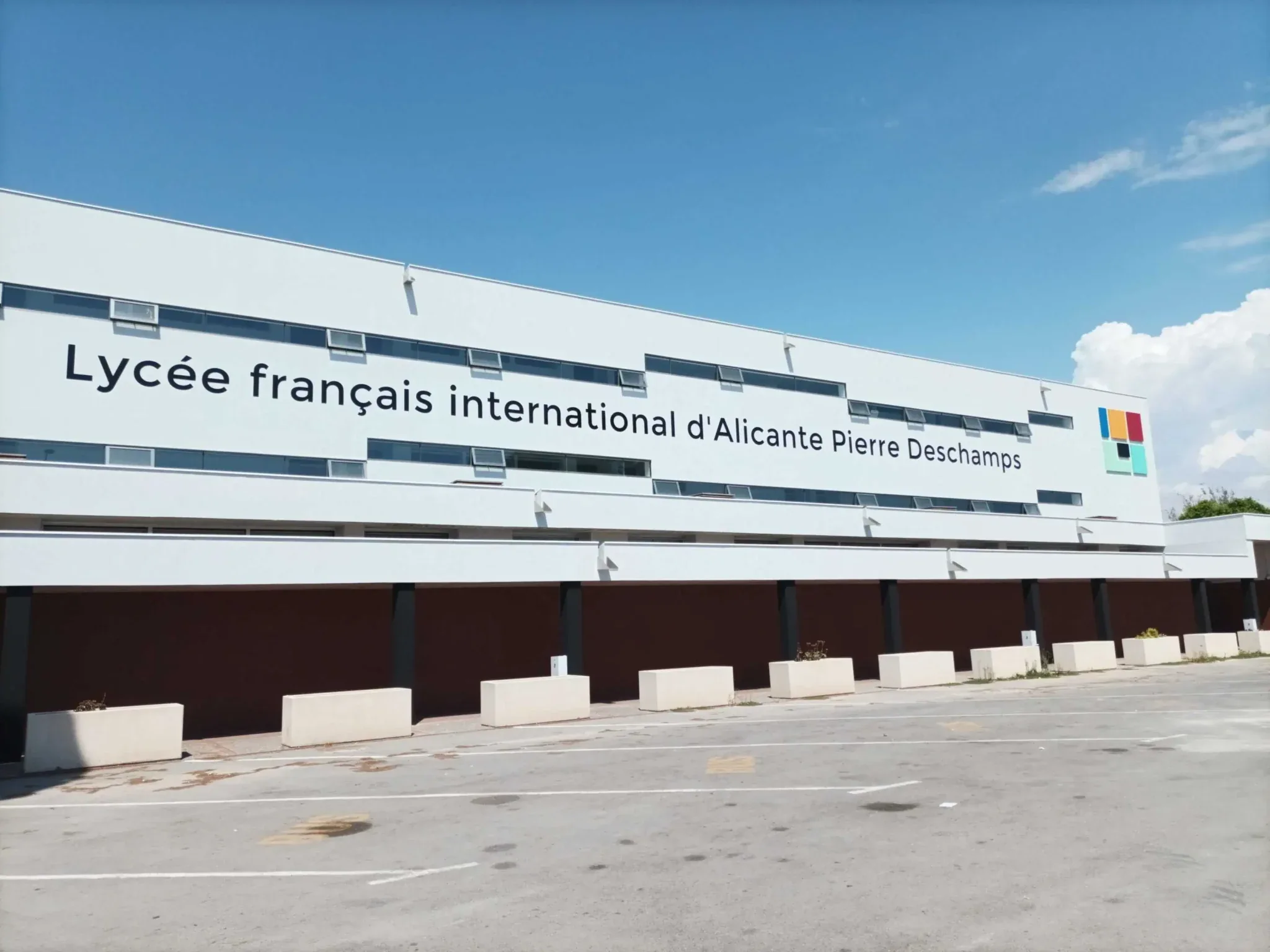 Servicios educativos cercanos